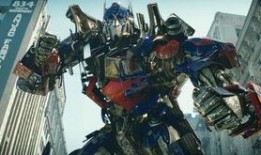 变形金刚1在线免费观看,钢铁重生，在线免费观影之旅